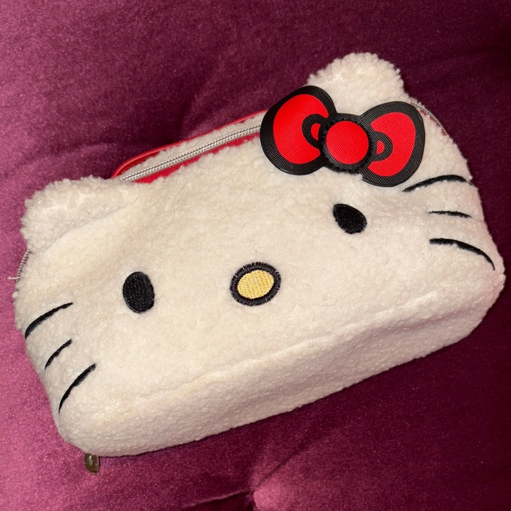 Hello Kitty Plush Bag with Red Bow